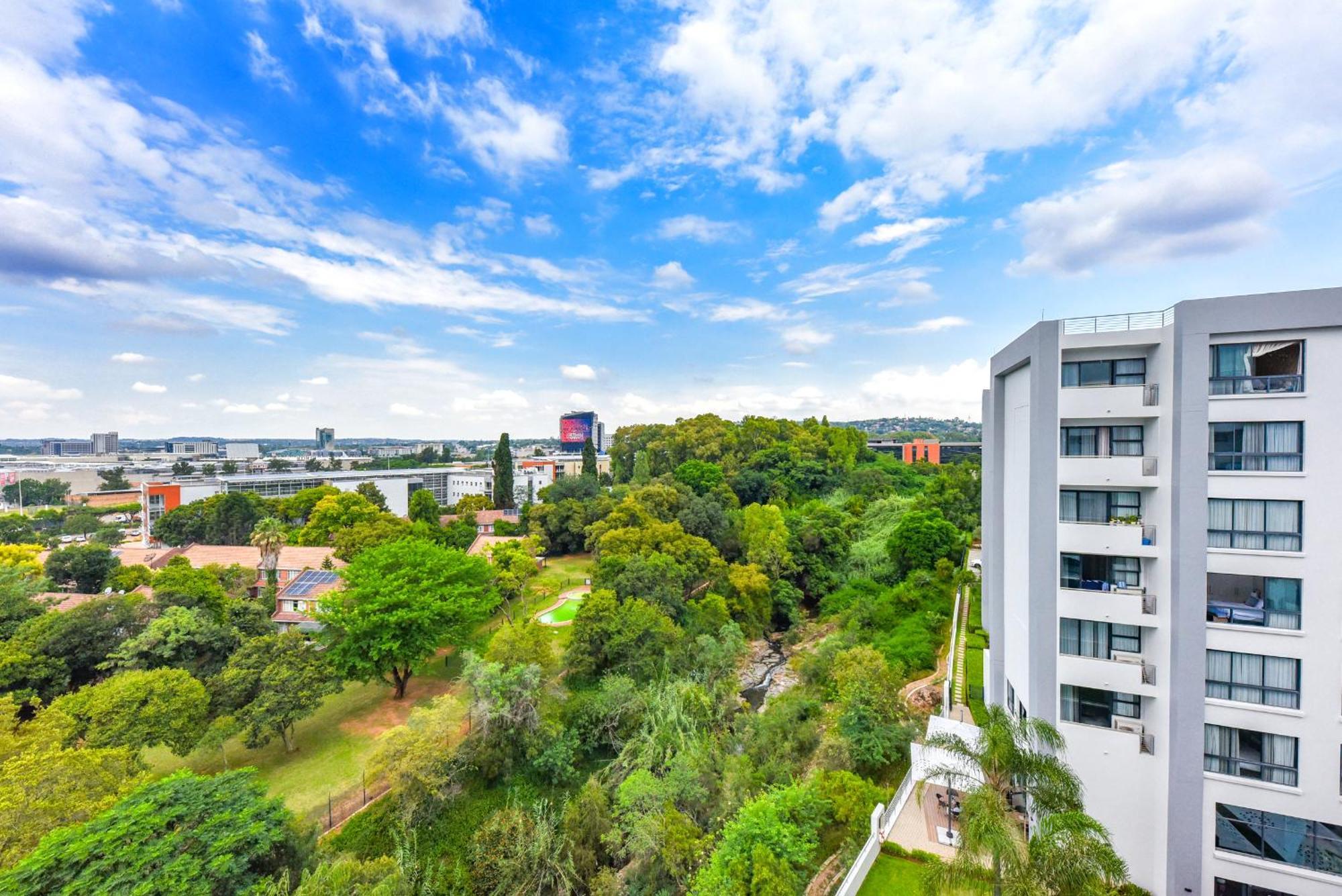 The Regency Apartments Pretoria-Noord Buitenkant foto