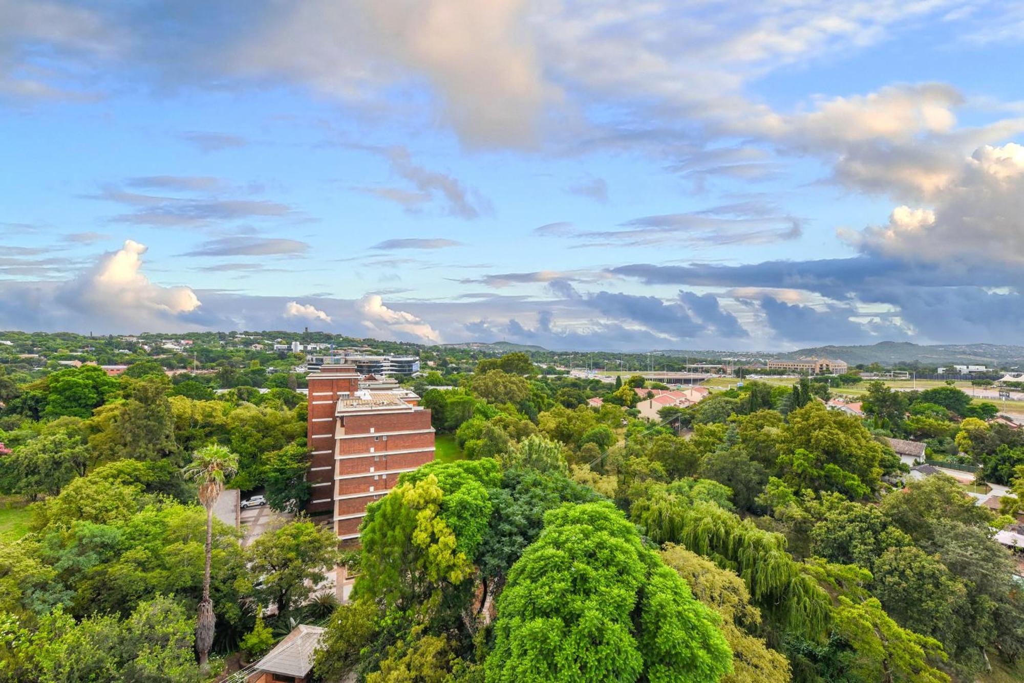 The Regency Apartments Pretoria-Noord Buitenkant foto